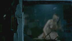 Lili Simmons desnuda a sus 23 años